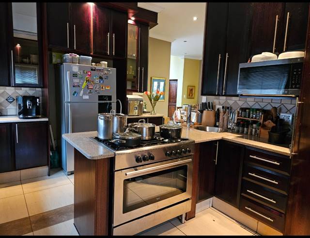 4 BEDROOM HOUSE FOR SALE IN VANDERBIJLPARK SW 5